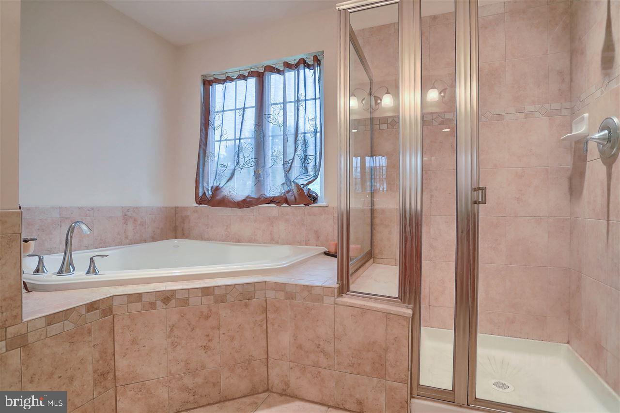 90 Hickory Ridge Circle York, PA 17404 - Photo 31 of 36