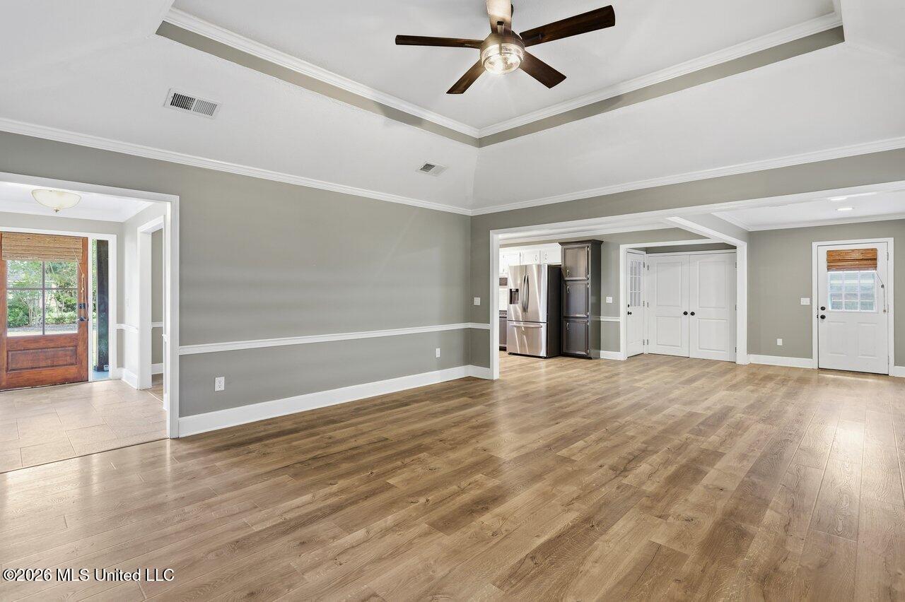 153 Oak Ridge Circle Madison, MS 39110 - Photo 8 of 31 153 Oak Ridge Cir Hometoursms.com 8