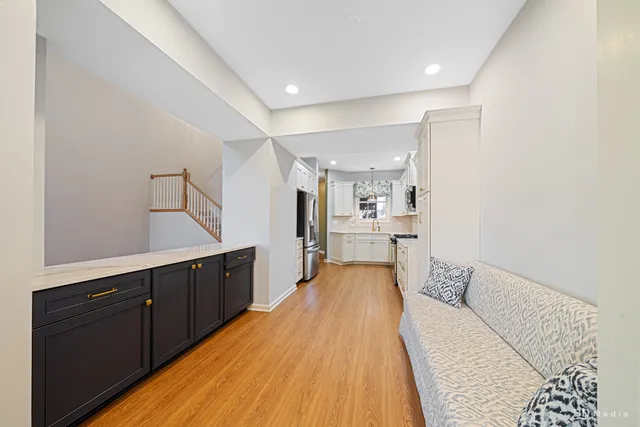 $399,900 | 13405 Forest Ridge Drive, Unit 13405, Palos Heights, IL 60463