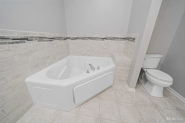 $399,900 | 13405 Forest Ridge Drive, Unit 13405, Palos Heights, IL 60463