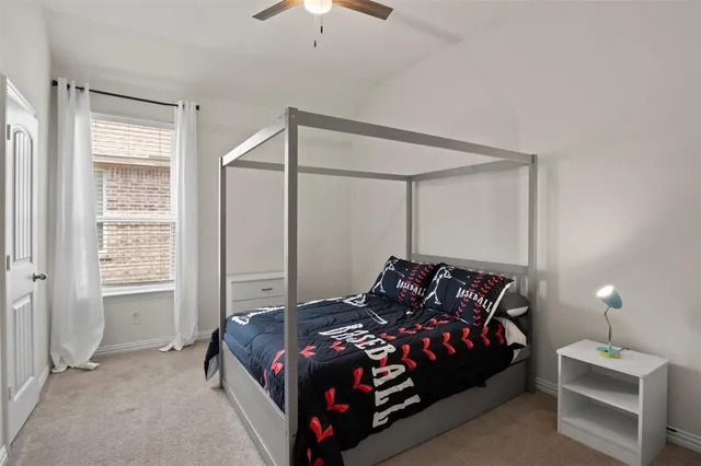 a bed room with a bed