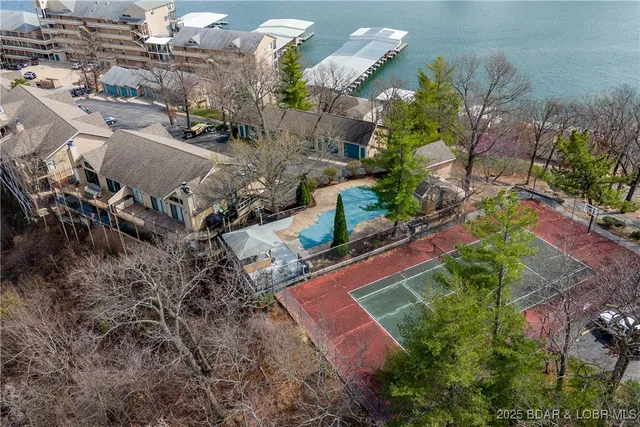 $325,000 | 37 Westshore Fls Court, Unit 3A, Lake Ozark, MO 65049