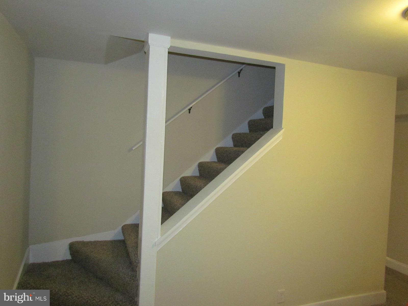 108 Avon Beach Road Baltimore, MD 21222 - Photo 10 of 16 Interior (General)