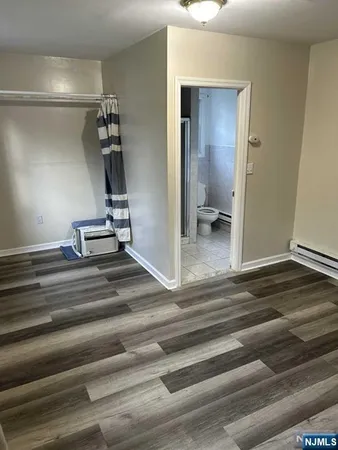 $1,250 | 1444 Hubert Terrace, Teaneck, NJ 07666