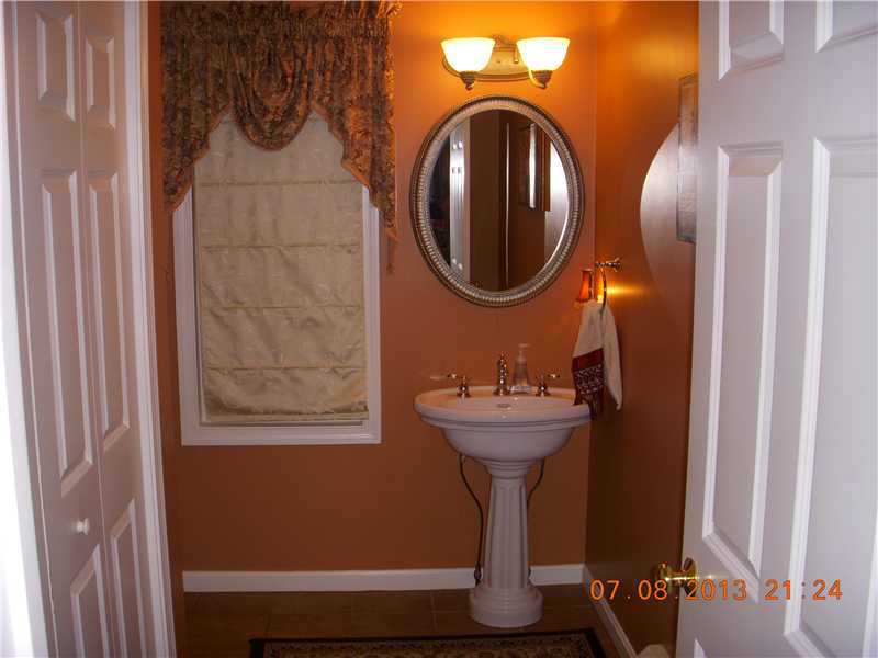 9 Kennedy Road Foster, RI 02825 - Photo 11 of 25 Bathroom.