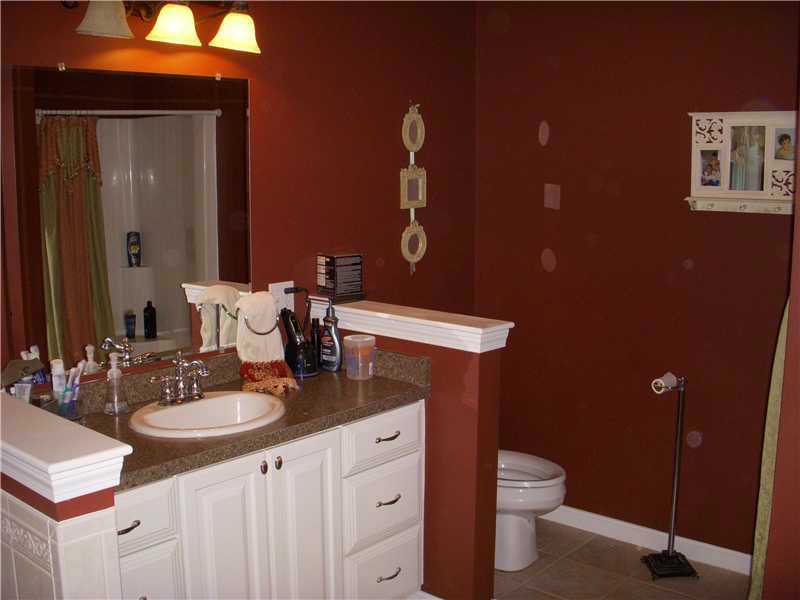 9 Kennedy Road Foster, RI 02825 - Photo 18 of 25 Master Bath/Spa.