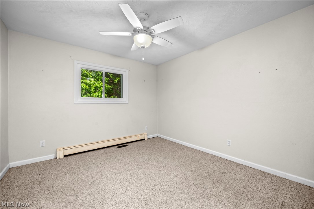 44675 Middle Ridge Road Amherst, OH 44001 - Photo 18 of 40 Bed #3