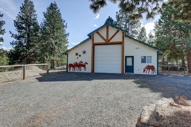 20557 Rusticate Road Bend, OR 97702 - Photo 47 of 59 20557 Rusticate Rd-47