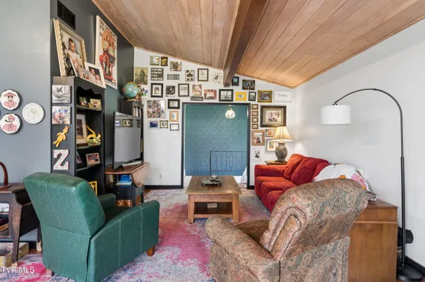 $549,900 | 1823 Woodhaven Drive, Elizabethton, TN 37643