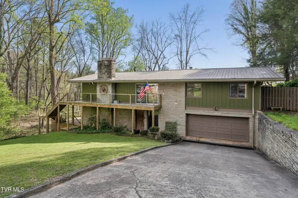 $549,900 | 1823 Woodhaven Drive, Elizabethton, TN 37643