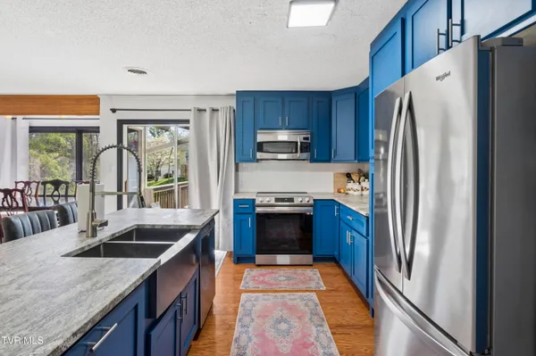 $549,900 | 1823 Woodhaven Drive, Elizabethton, TN 37643