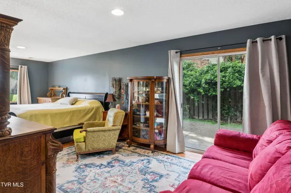 $549,900 | 1823 Woodhaven Drive, Elizabethton, TN 37643