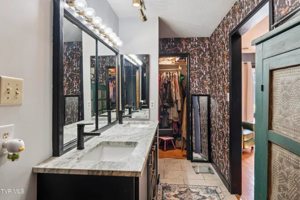 $549,900 | 1823 Woodhaven Drive, Elizabethton, TN 37643