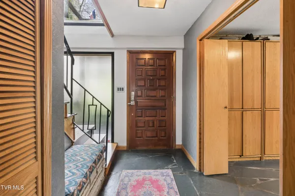 $549,900 | 1823 Woodhaven Drive, Elizabethton, TN 37643