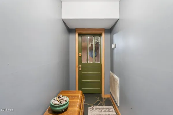 $549,900 | 1823 Woodhaven Drive, Elizabethton, TN 37643