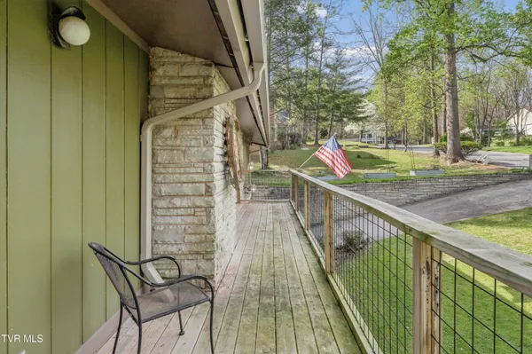 $549,900 | 1823 Woodhaven Drive, Elizabethton, TN 37643