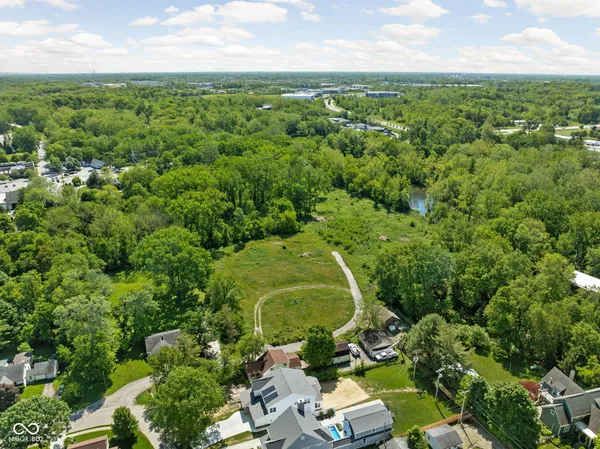 $2,325,000 | 410 South 4th Street, Zionsville, IN 46077
