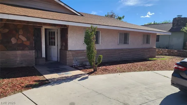 $4,500 | 4897 Sawyer Avenue, Las Vegas, NV 89108