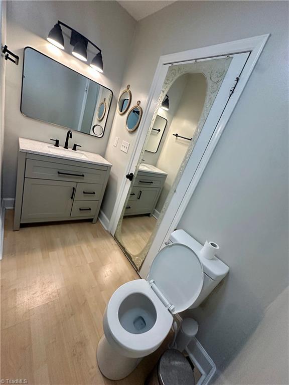 2106 Shore Street High Point, NC 27263 - Photo 4 of 15