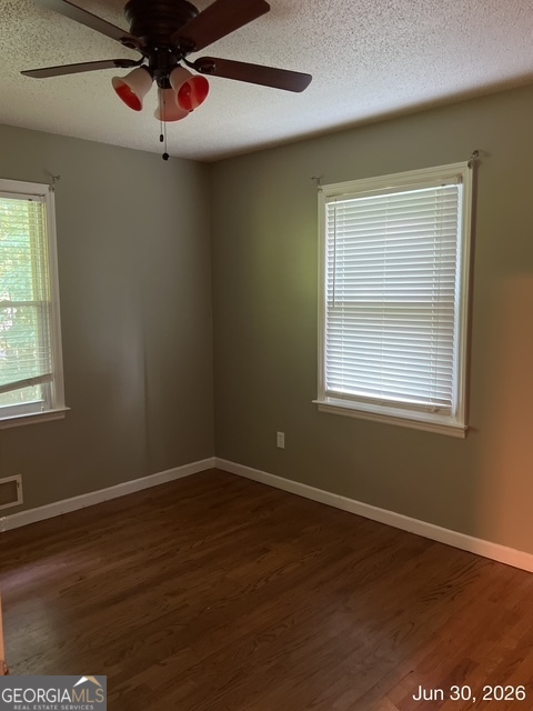 57 Leigh Street Commerce, GA 30529 - Photo 4 of 16