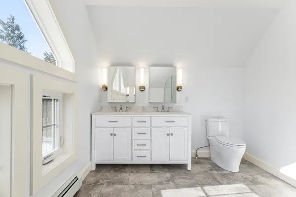 $889,000 | 32 Pennywhistle Drive, Windham, ME 04062