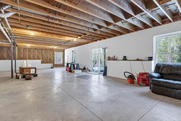 $889,000 | 32 Pennywhistle Drive, Windham, ME 04062