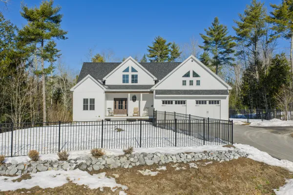 $919,000 | 32 Pennywhistle Drive, Windham, ME 04062
