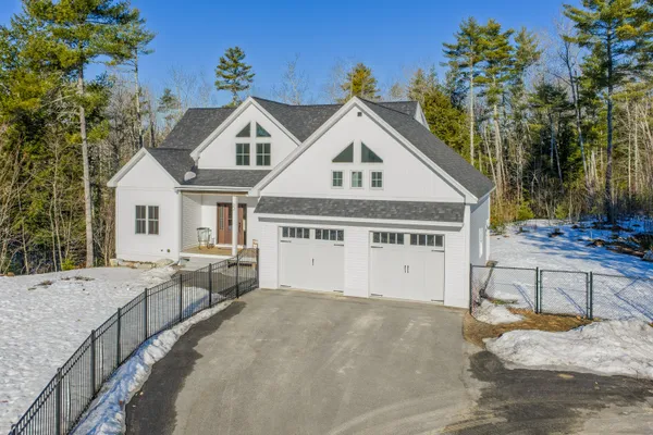 $919,000 | 32 Pennywhistle Drive, Windham, ME 04062