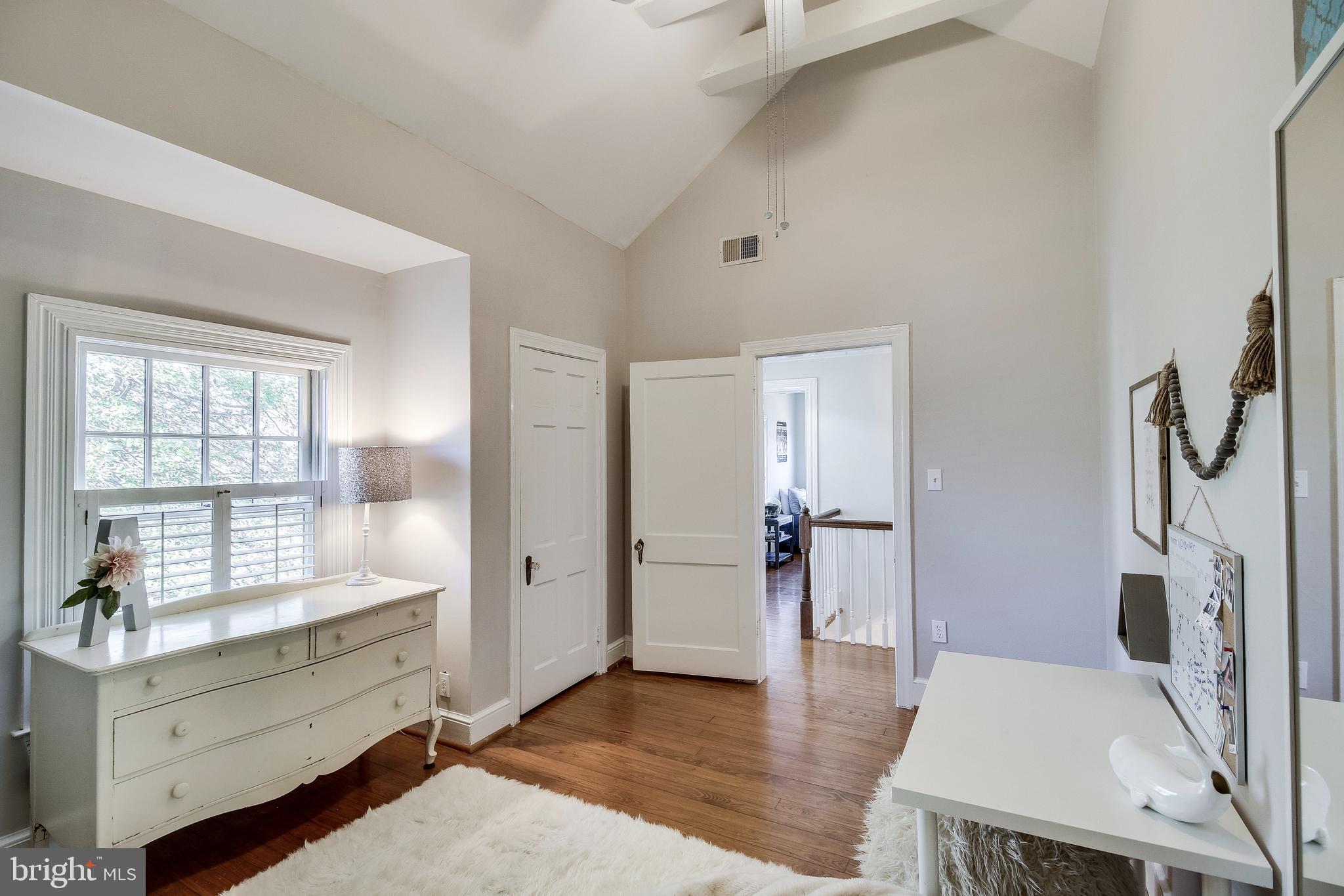 3601 Old Post Road Fairfax, VA 22030 - Photo 60 of 78 Light and airy