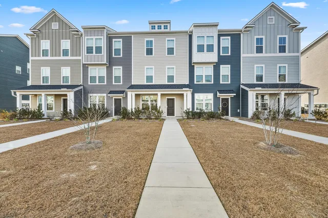 $350,000 | 356 Herty Pk Drive, Unit 77, Moncks Corner, SC 29461