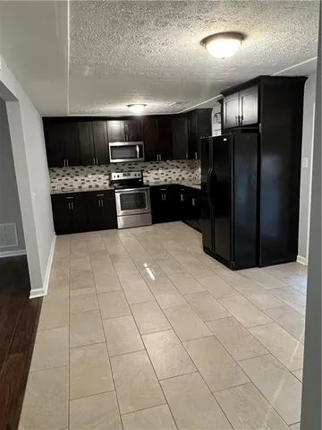 $2,000 | 420 Lockridge Lane, Lawrenceville, GA 30046