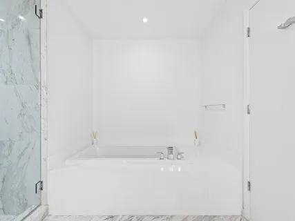 $2,495,000 | 701 North Fort Lauderdale Beach Boulevard, Unit 805, Fort Lauderdale, FL 33304