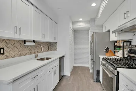 $429,000 | 219 Storm Drive, Holtsville, NY 11742