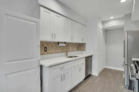 $429,000 | 219 Storm Drive, Holtsville, NY 11742