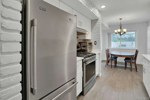 $429,000 | 219 Storm Drive, Holtsville, NY 11742