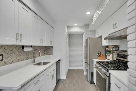 $429,000 | 219 Storm Drive, Holtsville, NY 11742