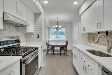 $429,000 | 219 Storm Drive, Holtsville, NY 11742