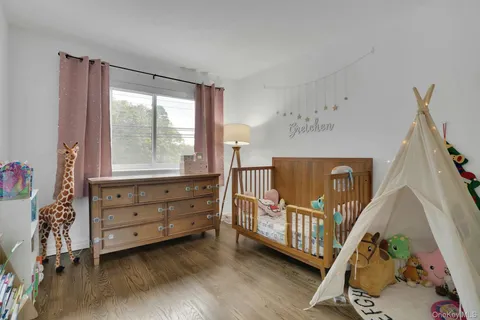 $429,000 | 219 Storm Drive, Holtsville, NY 11742