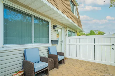 $429,000 | 219 Storm Drive, Holtsville, NY 11742