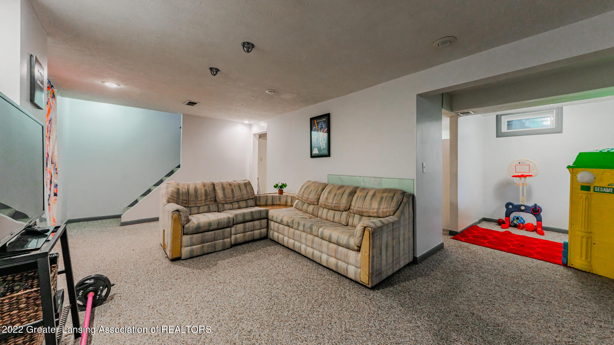 3009 Tecumseh River Road Lansing, MI 48906 - Photo 19 of 40 3009Tecumseh12