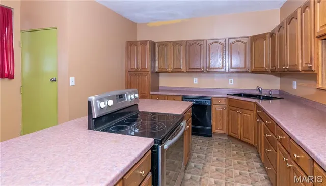 $134,900 | 3211 Ohio Avenue, St. Louis, MO 63118