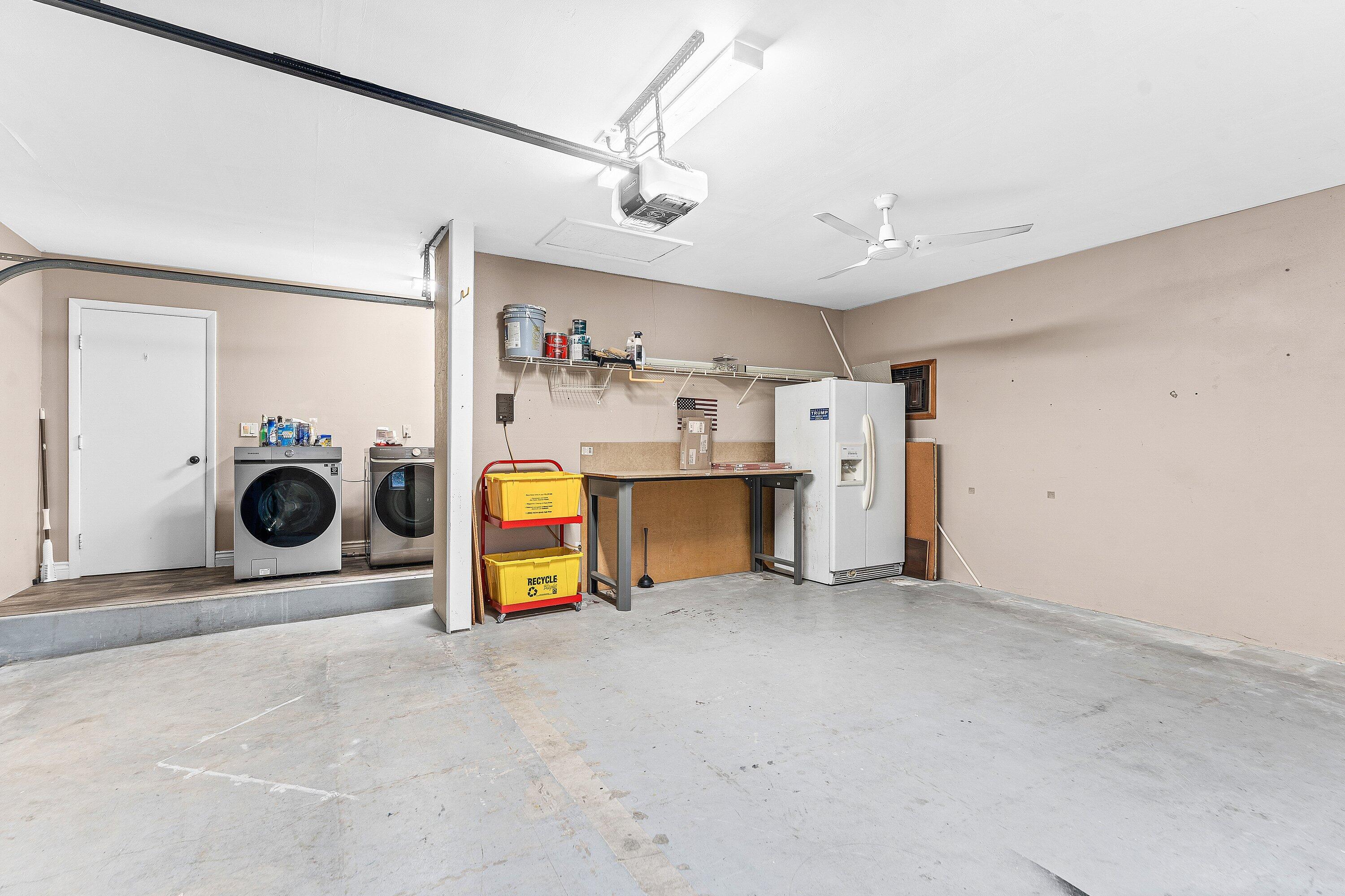 125 Raintree Trail Jupiter, FL 33458 - Photo 26 of 46 026-125RaintreeTrail-Jupiter-FL-33458-SM