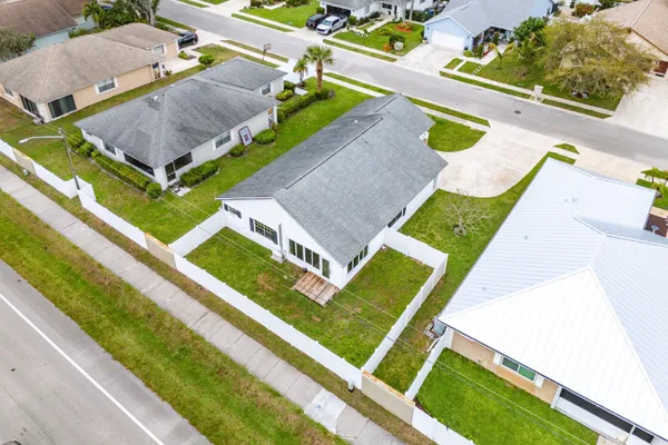 $3,500 | 125 Raintree Trail, Jupiter, FL 33458