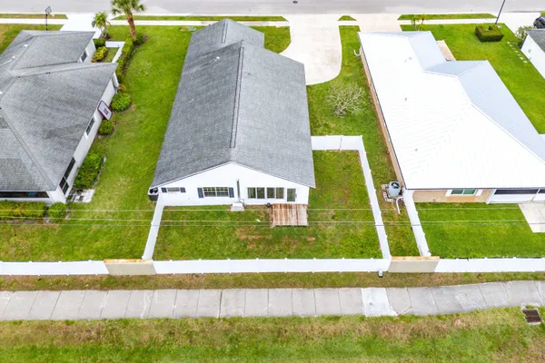 $3,500 | 125 Raintree Trail, Jupiter, FL 33458