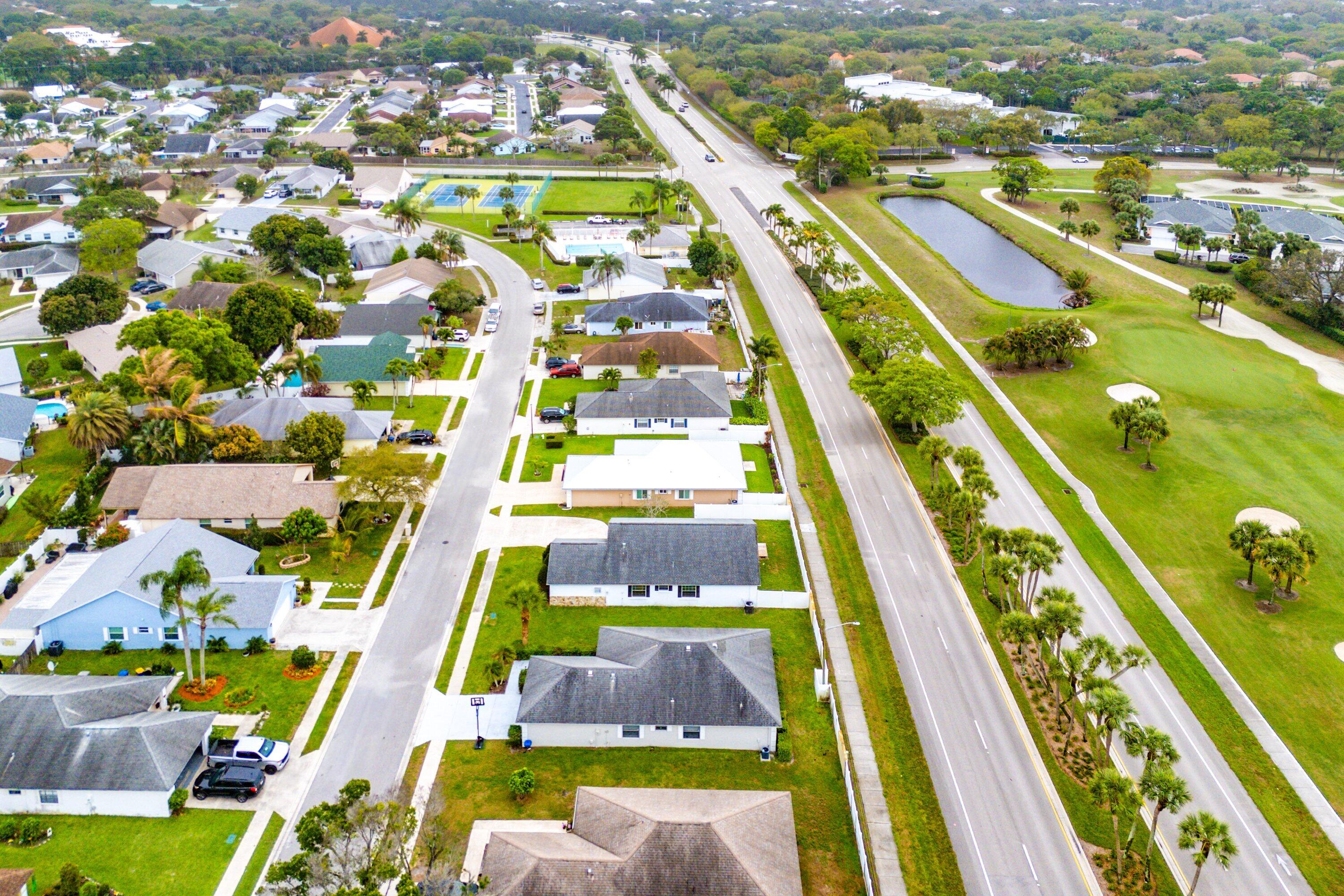 125 Raintree Trail Jupiter, FL 33458 - Photo 38 of 46 038-125RaintreeTrail-Jupiter-FL-33458-SM