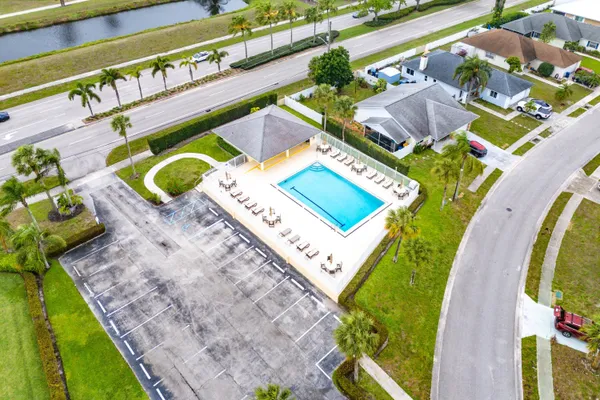 $3,500 | 125 Raintree Trail, Jupiter, FL 33458