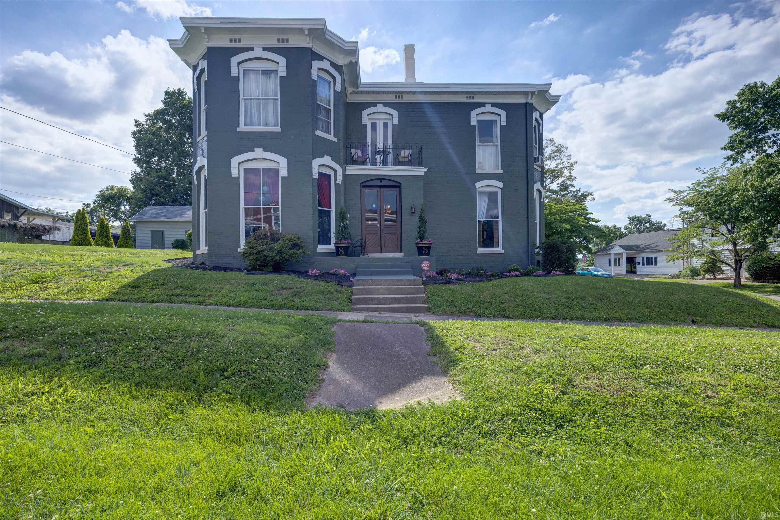 202 South 3rd Street Rockport, IN 47635 - Photo 2 of 10