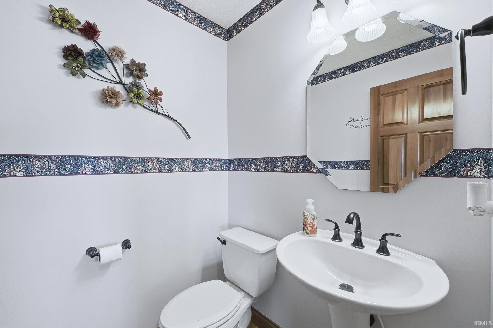 11016 Rupert Road Harlan, IN 46743 - Photo 12 of 36