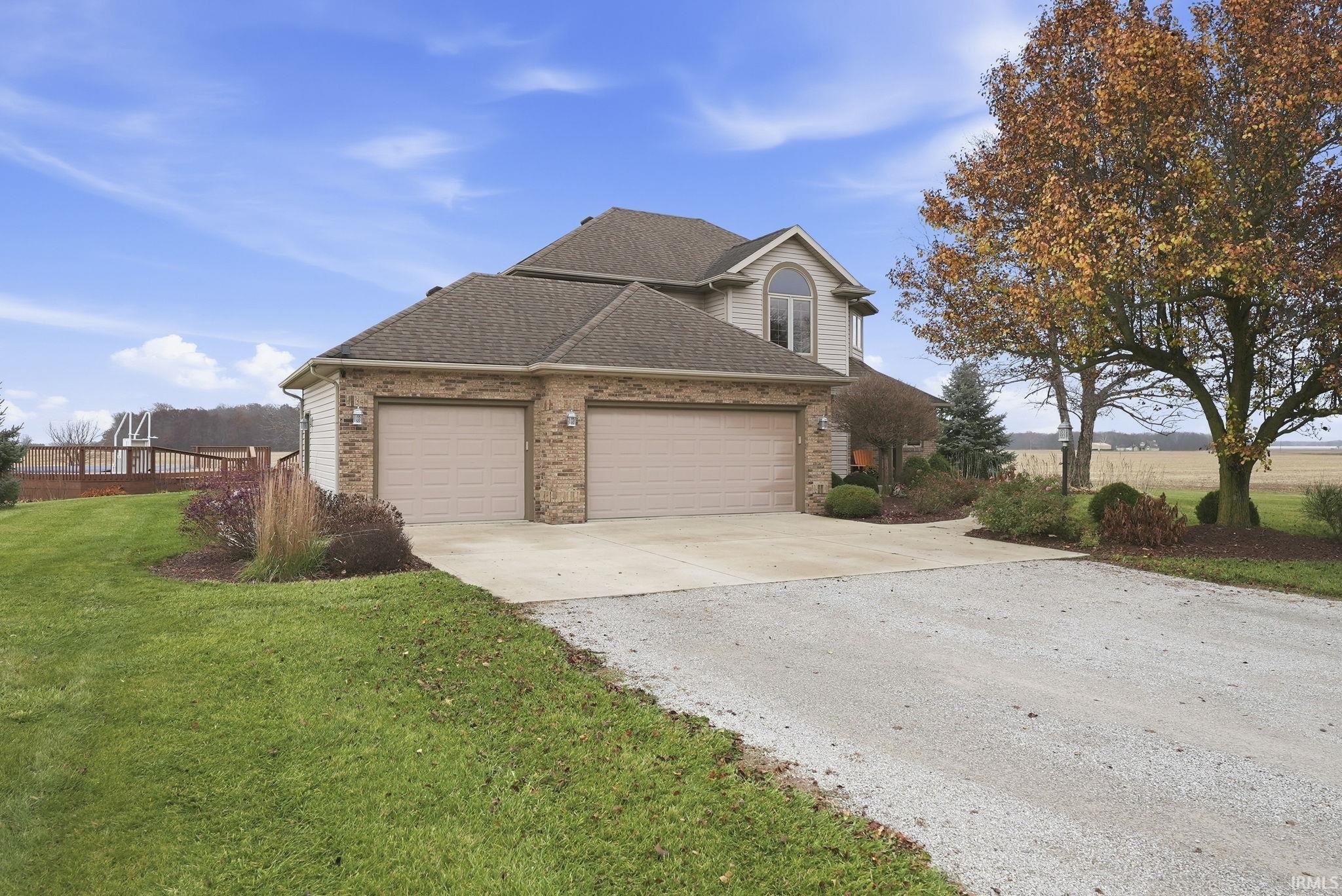 11016 Rupert Road Harlan, IN 46743 - Photo 2 of 36