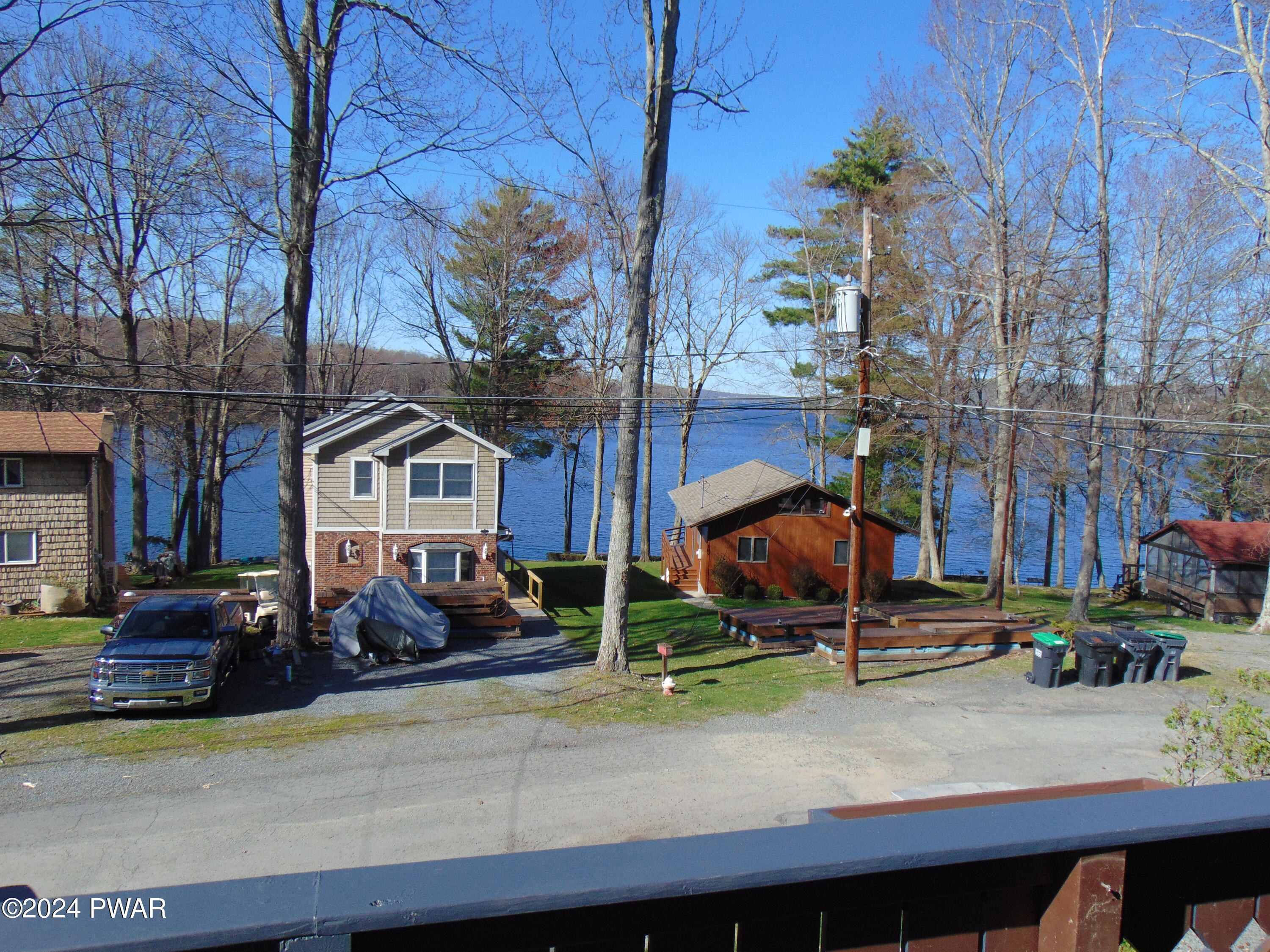 108 Paradise Road West Greentown, PA 18426 - Photo 3 of 28
